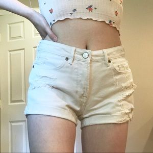 ❌SOLD❌ pacsun white denim shorts